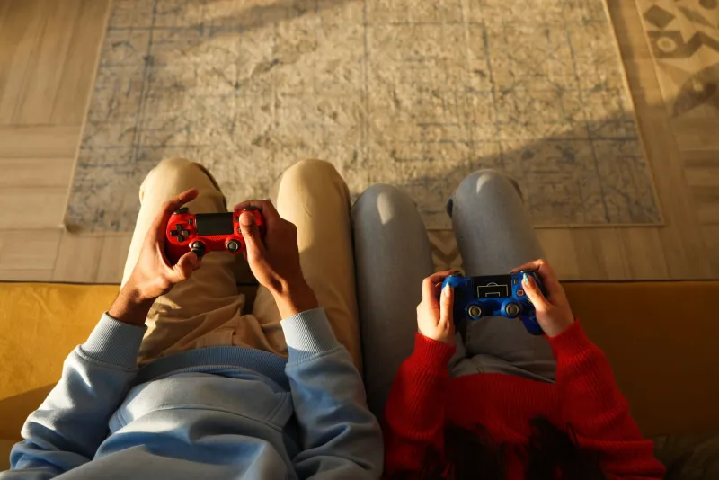 Playing for the Squad: How Friend Group Pressure Is Quietly Erasing Your Gaming Identity