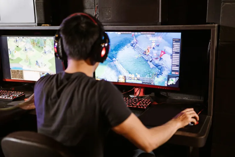 500 Hours and Still Stuck: Why Your Multiplayer Clock Is Lying to You